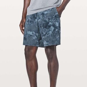 Lululemon Pace Breaker Short *Linerless 9" Updated
Diamond Dye sz large